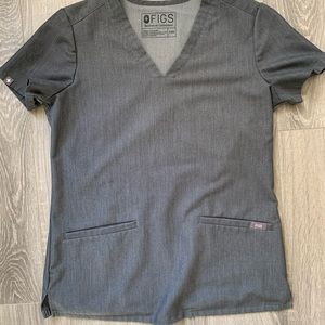 Figs scrub top